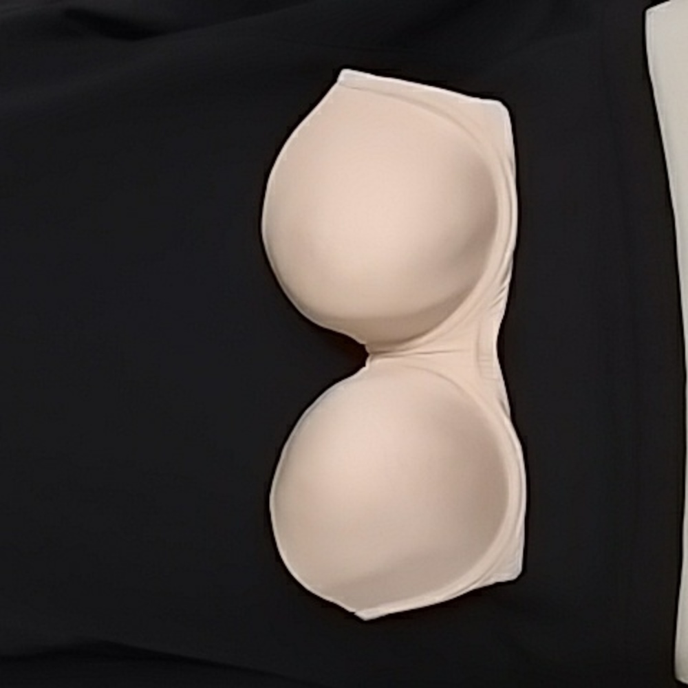 Strapless bra